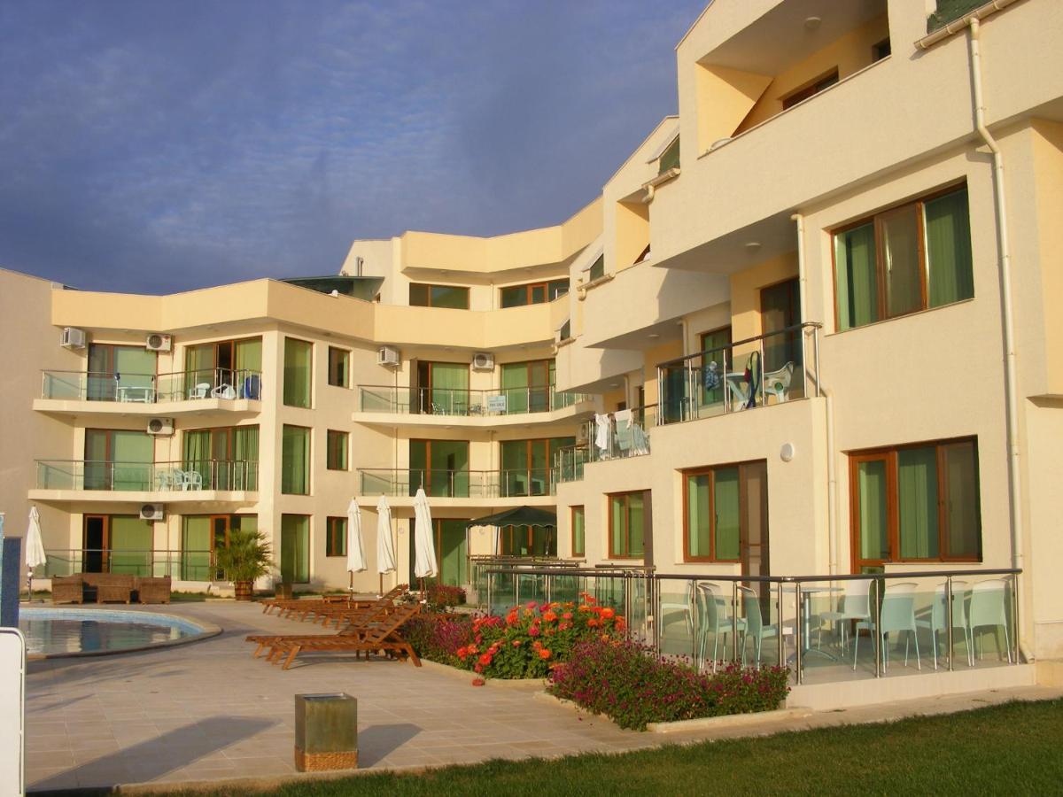 Privat Apartament Golf Coast Каварна Экстерьер фото